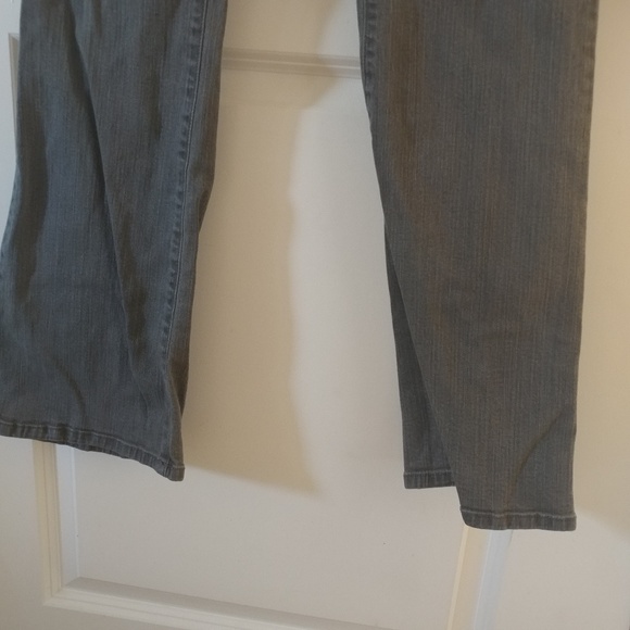 NYDJ Grey Jeans size 2 - Picture 2 of 7